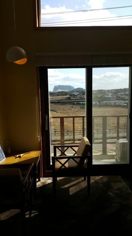 Clover B&B Seogwipo Exterior foto